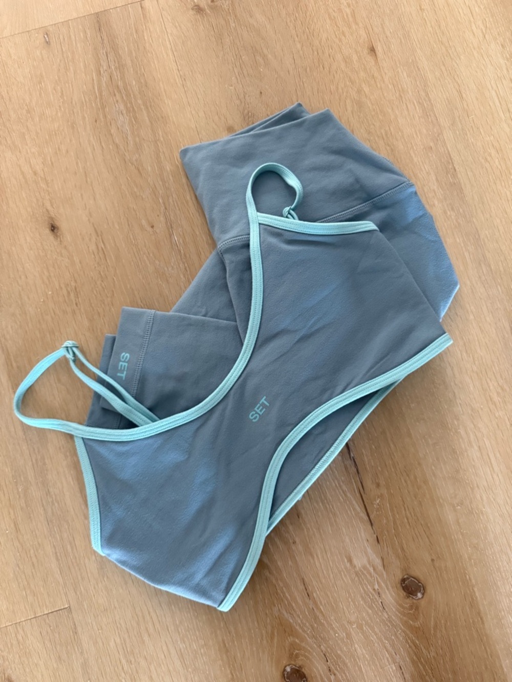 SET Active Workout set